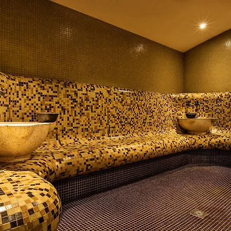 Cozy In Mountain Complex Pamporovo Smolyan